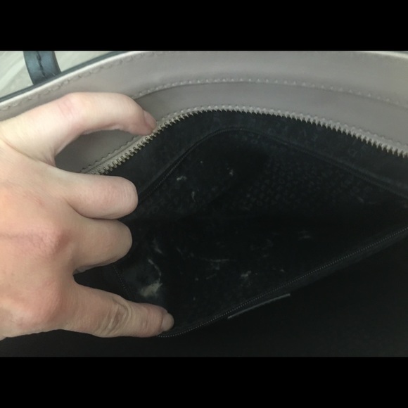 Kate Spade two toned purse - Picture 8 of 8